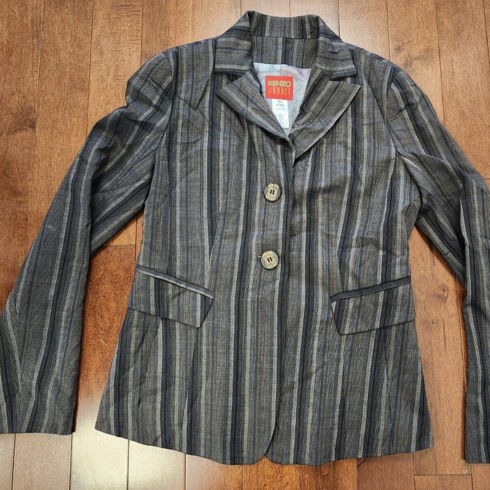 Kenzo Jungle women's vintage blazer in size 40 rare